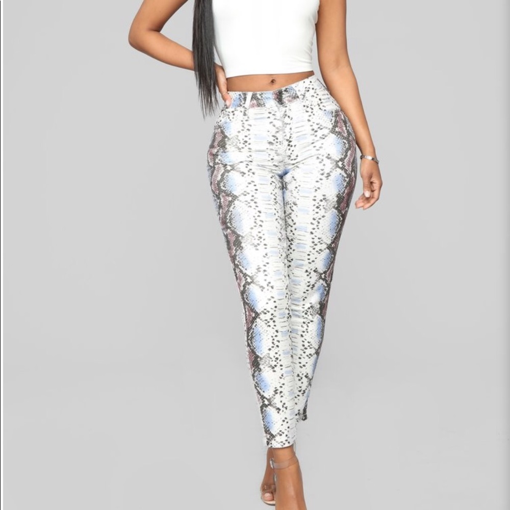 Brand new Fashionnova Snakey Baby Print Pants